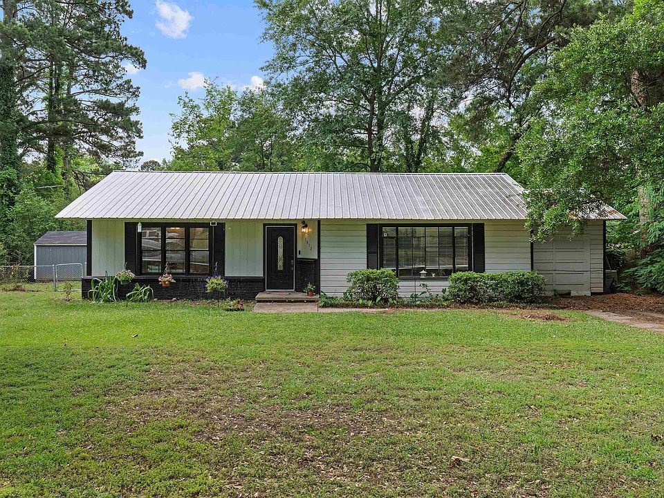 1st image of 1412 Mahlow Dr
