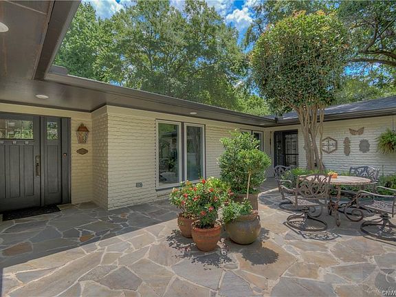 3rd image of 6209 Creswell Ave