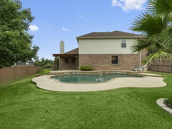 2nd image of 3013 Donner Lake Cir