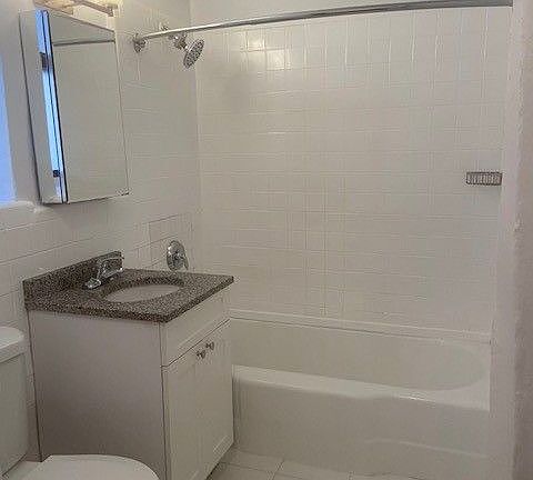 5th image of 97-50 Queens Blvd #212