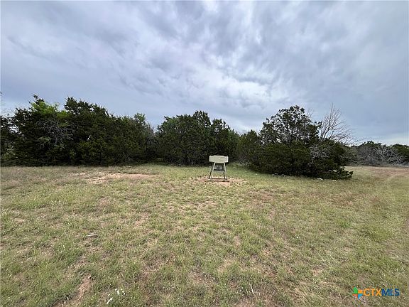 3rd image of 20736 N Us Highway 281 Hwy
