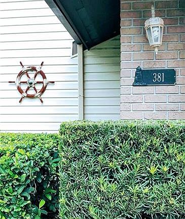 5th image of 381 Kantor Blvd
