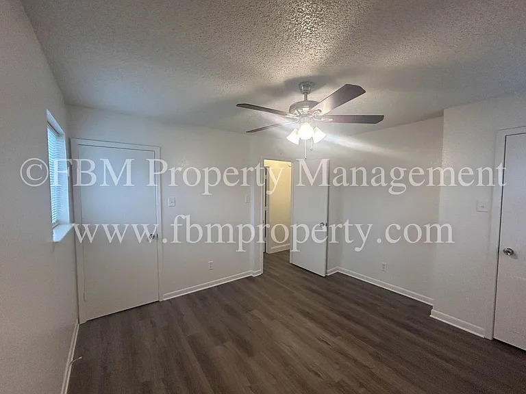 604 Walter Stephenson Rd #A — Photo 12