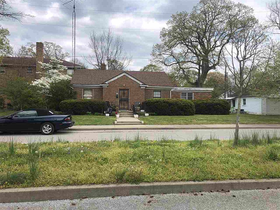 2nd image of 10 Van Buren Blvd