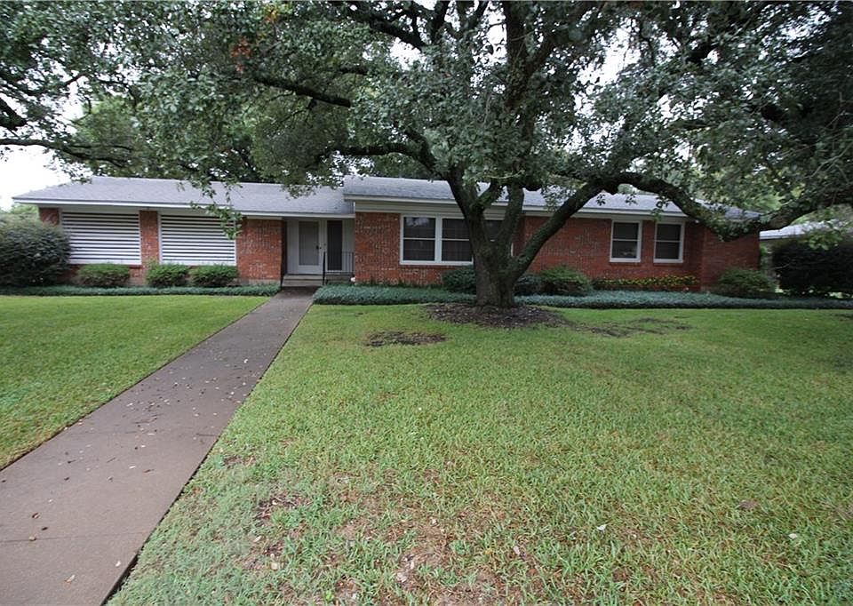 1st image of 1210 Crestview Dr