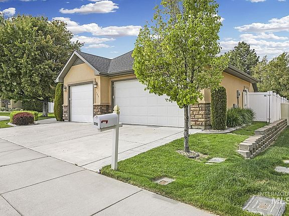 5th image of 663 Canyon Park Ave