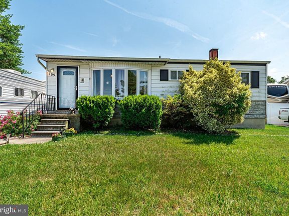 2nd image of 109 Albert Dr