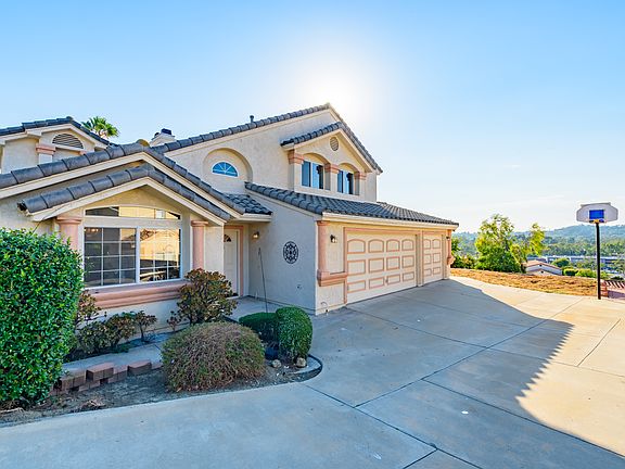 4th image of 2459 Melissa Ct