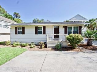 1017 Lakeside Dr, Surfside Beach, SC 29575