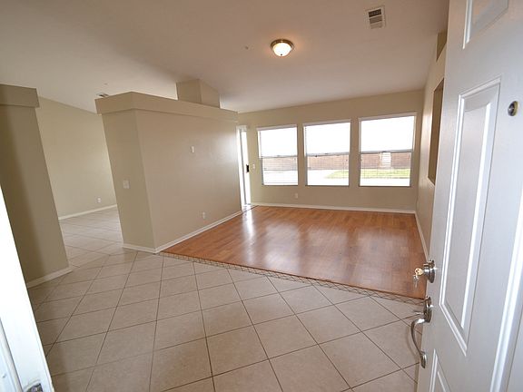 3rd image of 7705 Stoney Creek Ct