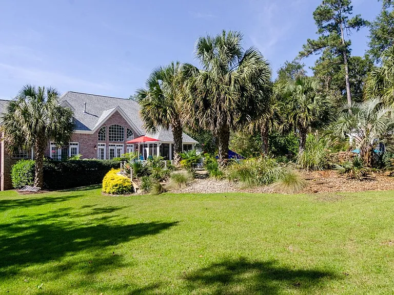 300 Garnercrest Rd — Photo 40