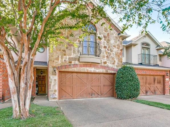 113 Corinna Ct, Hurst, TX 76053