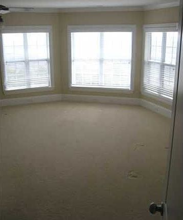 4th image of 8417 Balata Dr