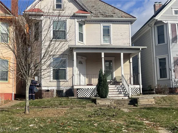 620 8th St, Marietta, OH 45750