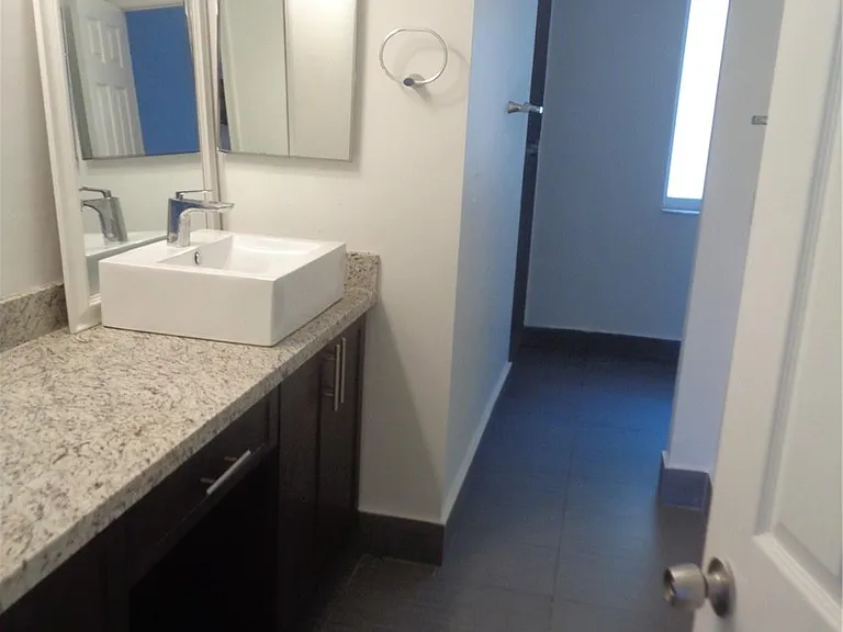 10939 W Broward Blvd #10939 — Photo 9
