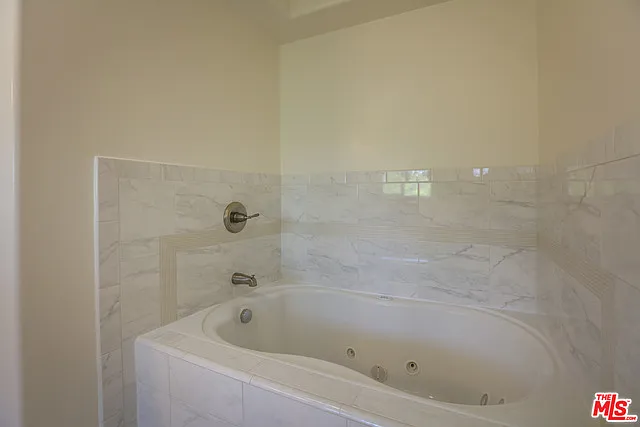 1171 Franklin St #103 — Photo 15