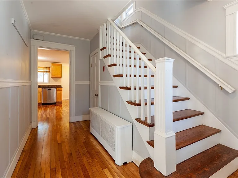 4 Mystic Rd — Photo 3