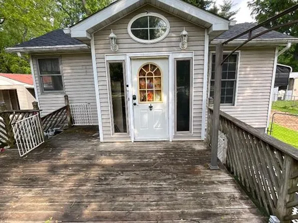 2505 E Main St, Belleville, IL 62221