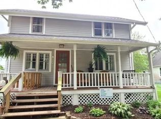 903 S 5th St, Oregon, IL 61061