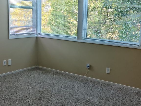 5th image of 333 Keller St #6