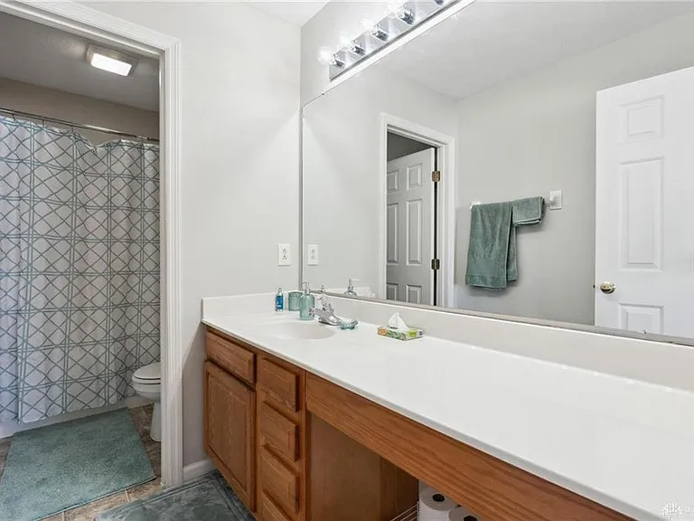 10086 N Cliff Swallow Ct — Photo 23