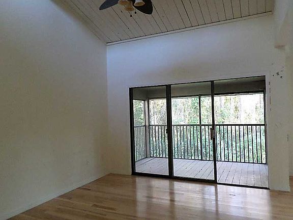3rd image of 5107 Eaglesmere Dr