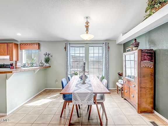 5th image of 2406 W WHITE SPAR Road