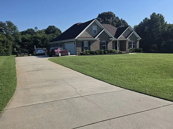 116 Steeple View Dr, Randleman, NC 27317