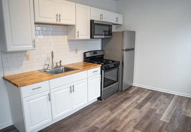 428 Liberty Street — Photo 8