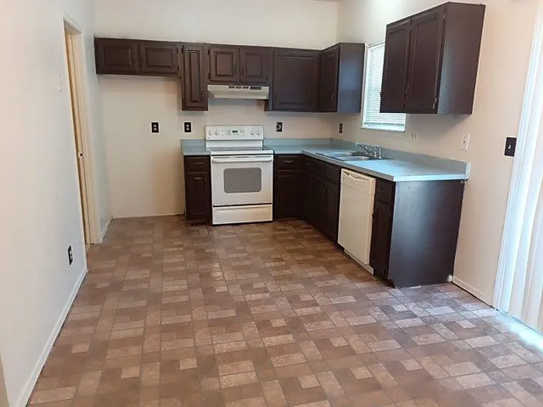 1000-1019 Westward Trails Dr — Photo 23