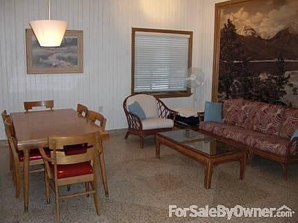 4th image of 11219 Lakeshore Dr
