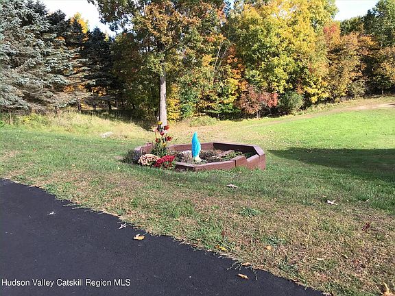 5th image of 297 Turkey Hill Road