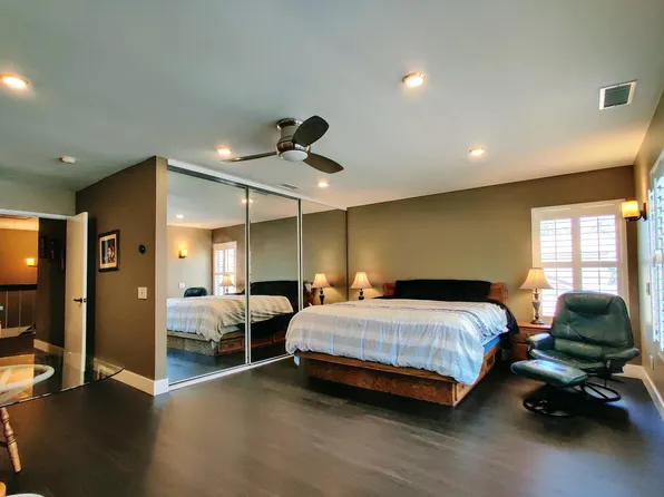 (undisclosed Address), San Diego, CA 92124