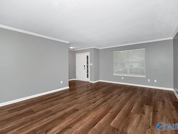 3rd image of 163 Garden Brook Dr