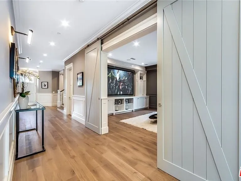 4710 Noeline Ave — Photo 18