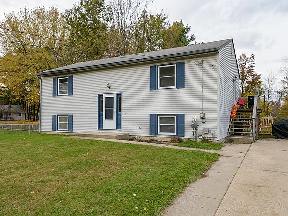 2nd image of 1725 Prosperity Dr