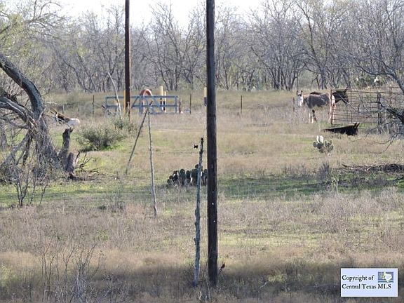 3rd image of Cottonwood Ln
