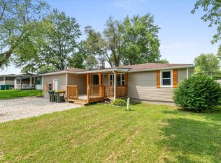 5661 N Clover Elm Dr, Fairland, IN