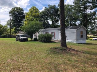 138 Lakeview Ln, Dublin, GA 31021