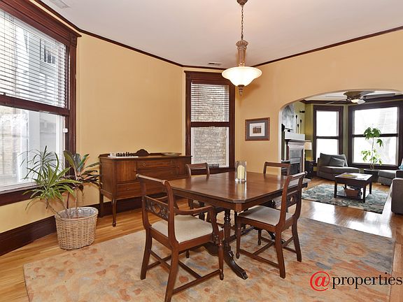 Living Room / Dining Room