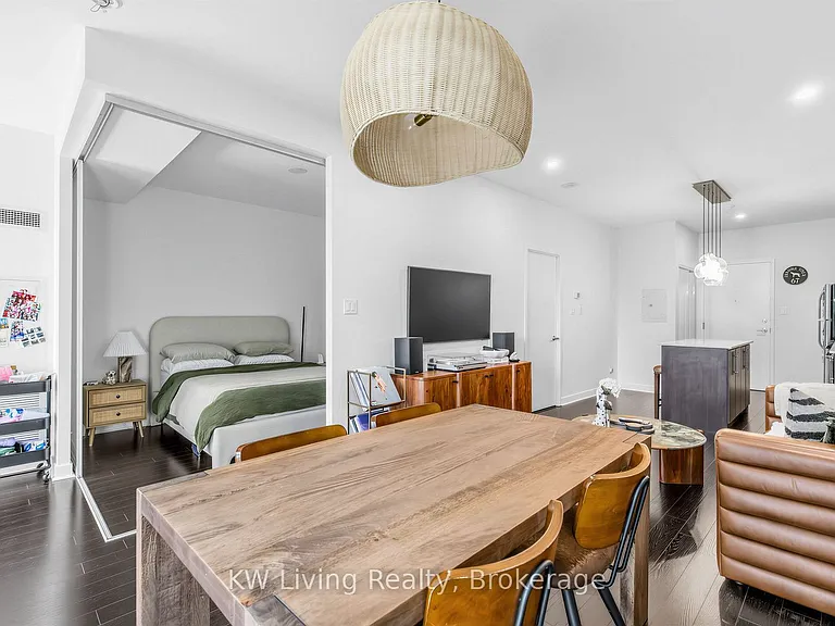 1171 Queen St W #305 — Photo 14
