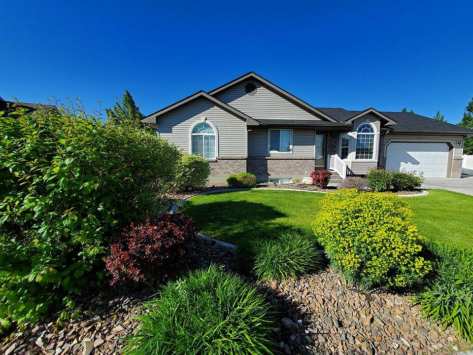 1st image of 2900 E Stonewood Cir