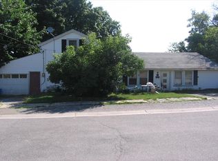 16 Prospect St, Mount Morris, NY 14510