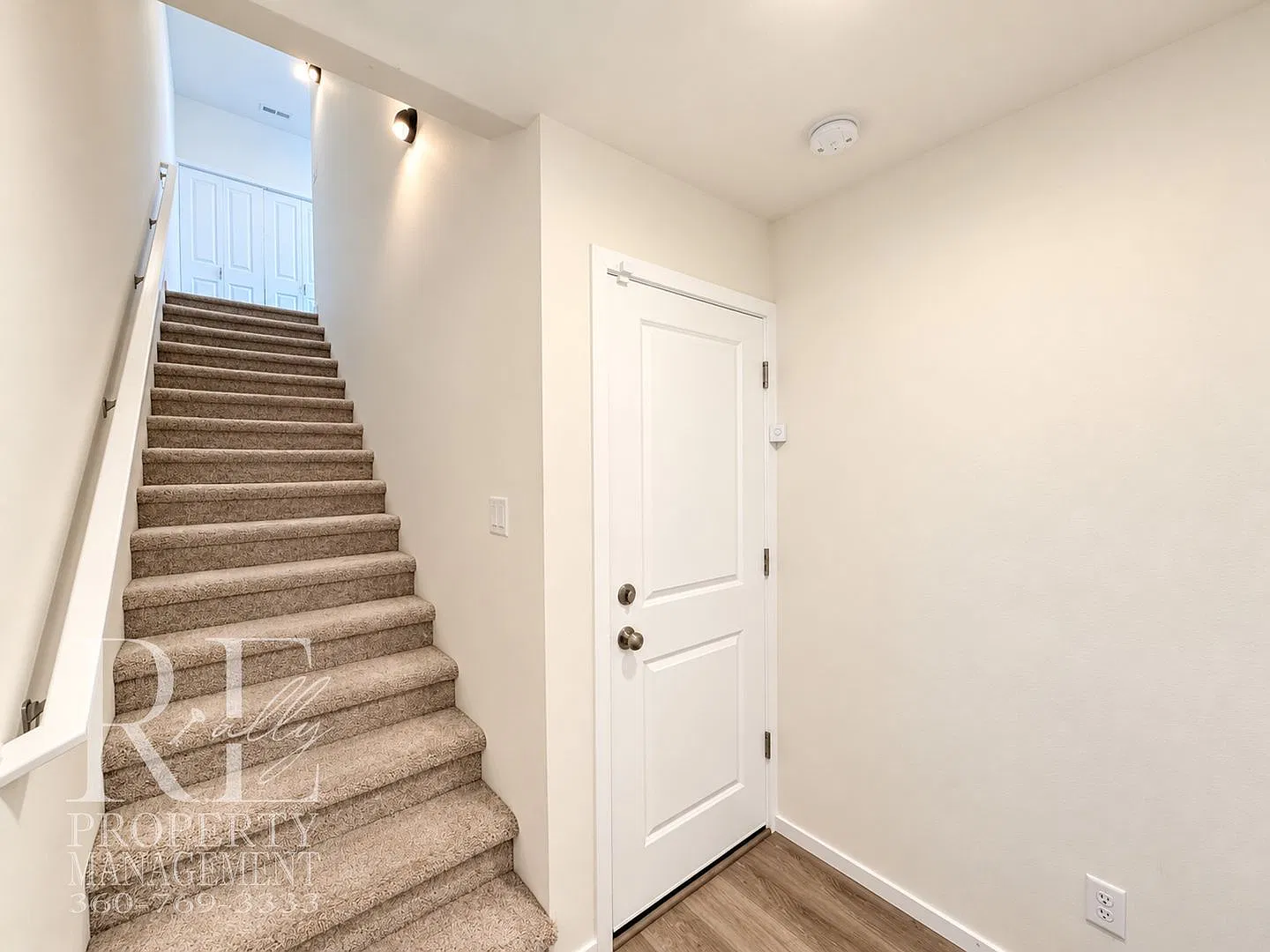 Bright & Spacious 3-Bedroom Home with Oversized Garage, Private Balcony & Abundant Storage — Photo 4