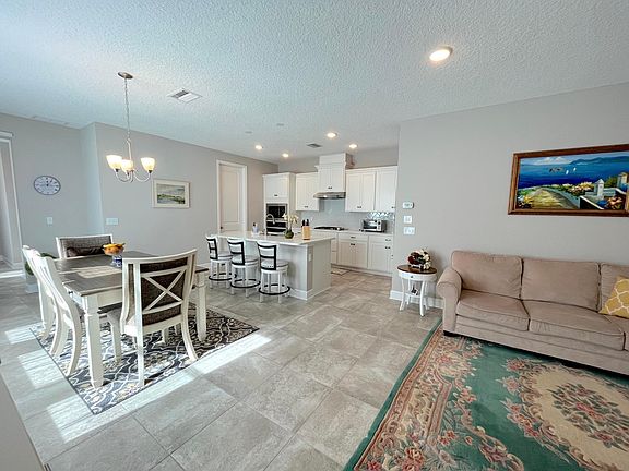 5th image of 192 Vista Lake Cir