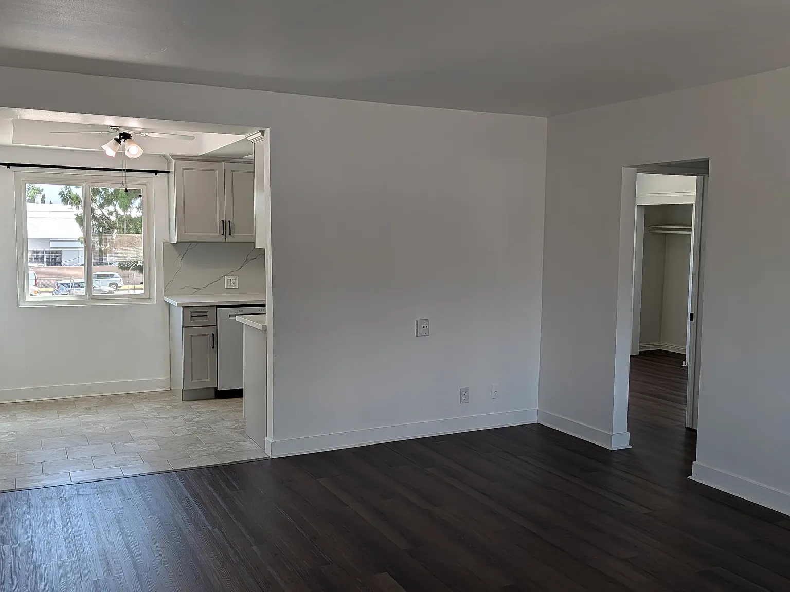 2 bed, 800 sqft, $2,400 — Photo 2