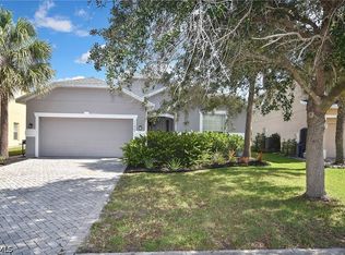 11069 River Trent Ct, Lehigh Acres, FL 33971