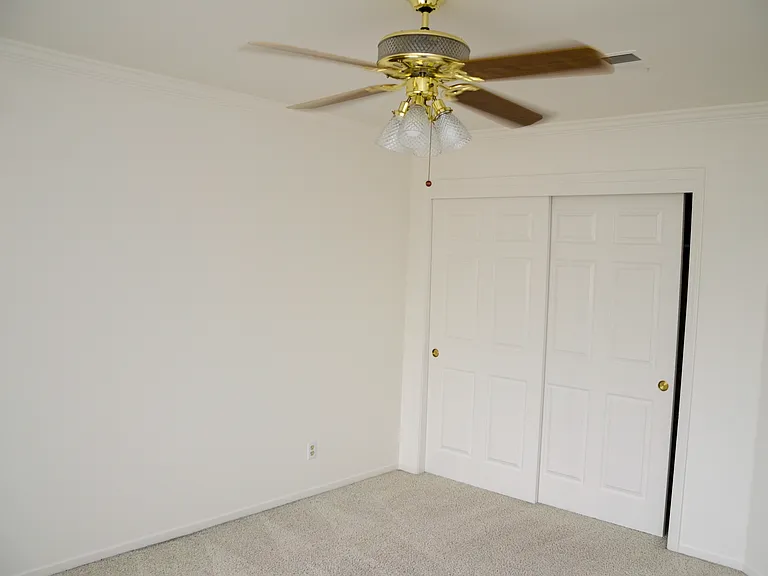 1800 Nora Dr — Photo 12