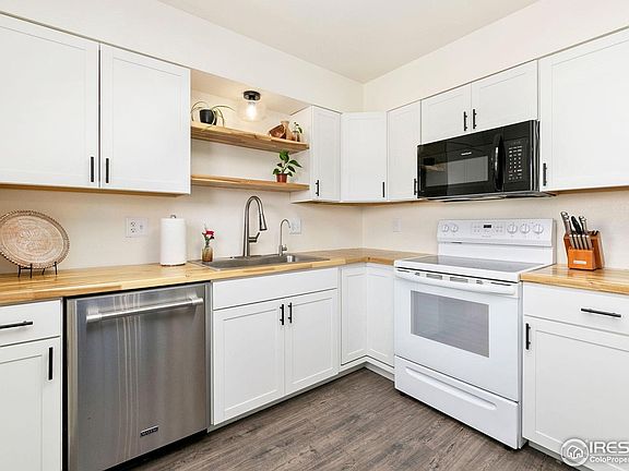 5th image of 4404 Flattop Ct