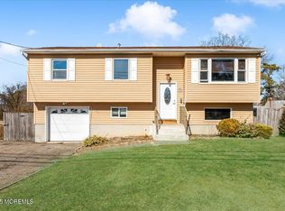 1808 Shore Blvd, Toms River, NJ 08753